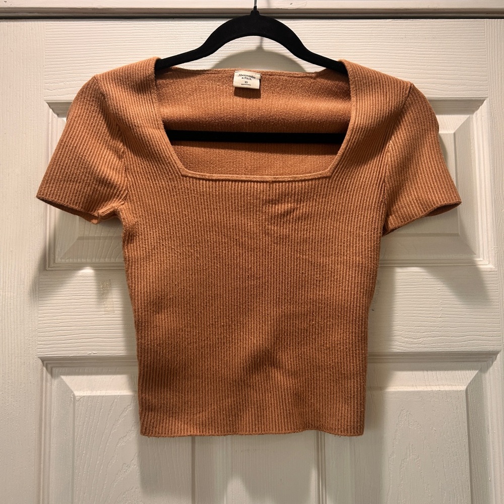 Abercrombie & Fitch Brown Ribbed Crop Top